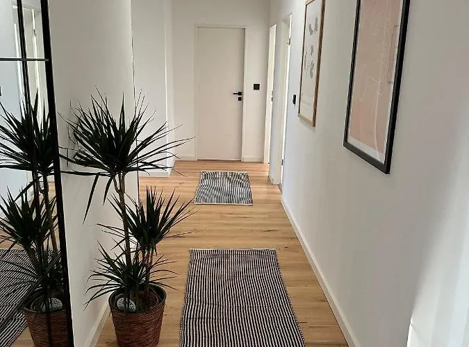 Wiking Yachthafen - Schleiblick * Slesvig