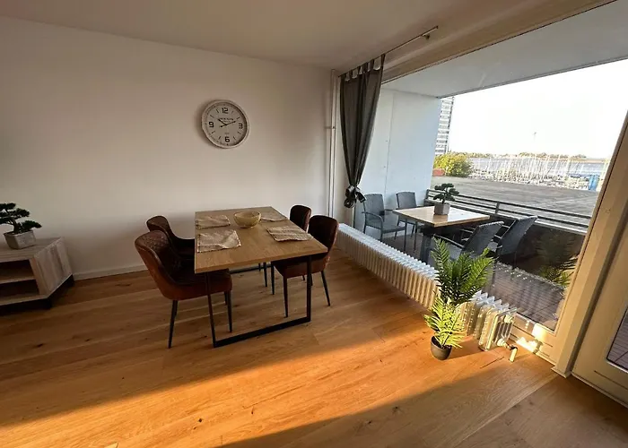 Wiking Yachthafen - Schleiblick * Slesvig